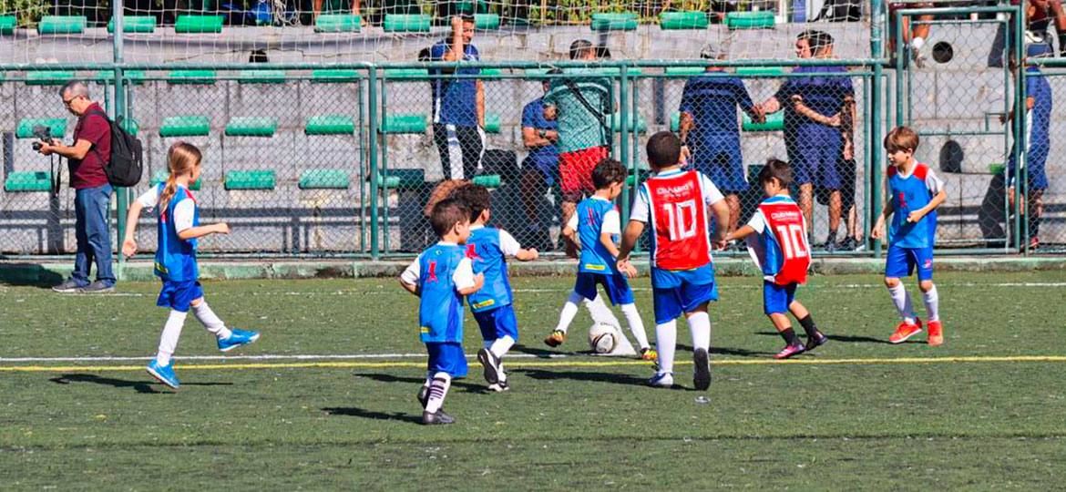 projeto-futebol-inclusivo-vivian-rodrigues-cfz-1